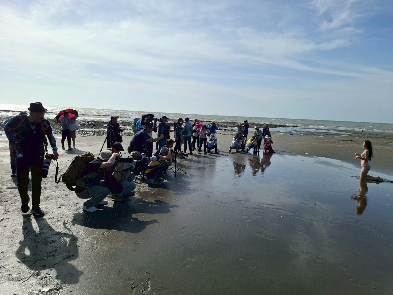 LINE_ALBUM_2025-7-13人像外拍花絮_250728_18.jpg