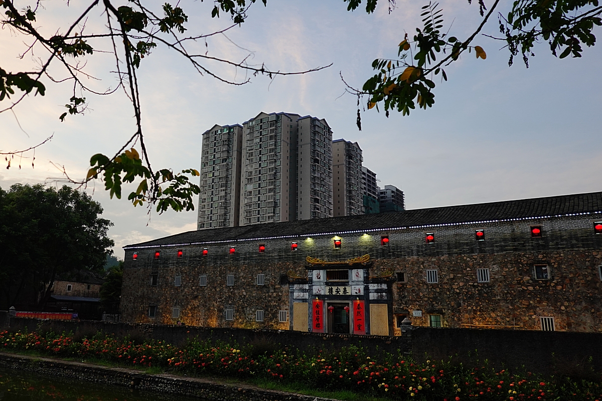 泰安樓  陳永鑑.JPG