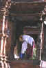 黃坤海八.jpg (23692 bytes)