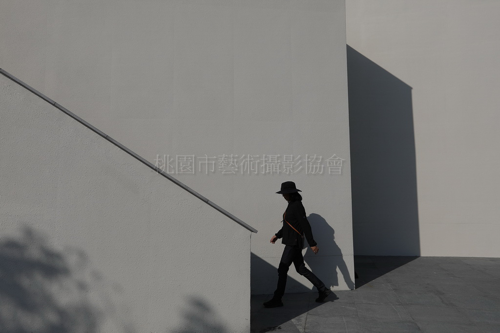 黑白