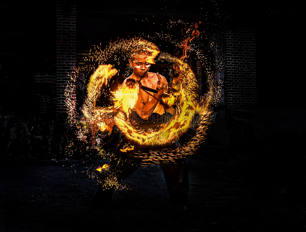 玩火人