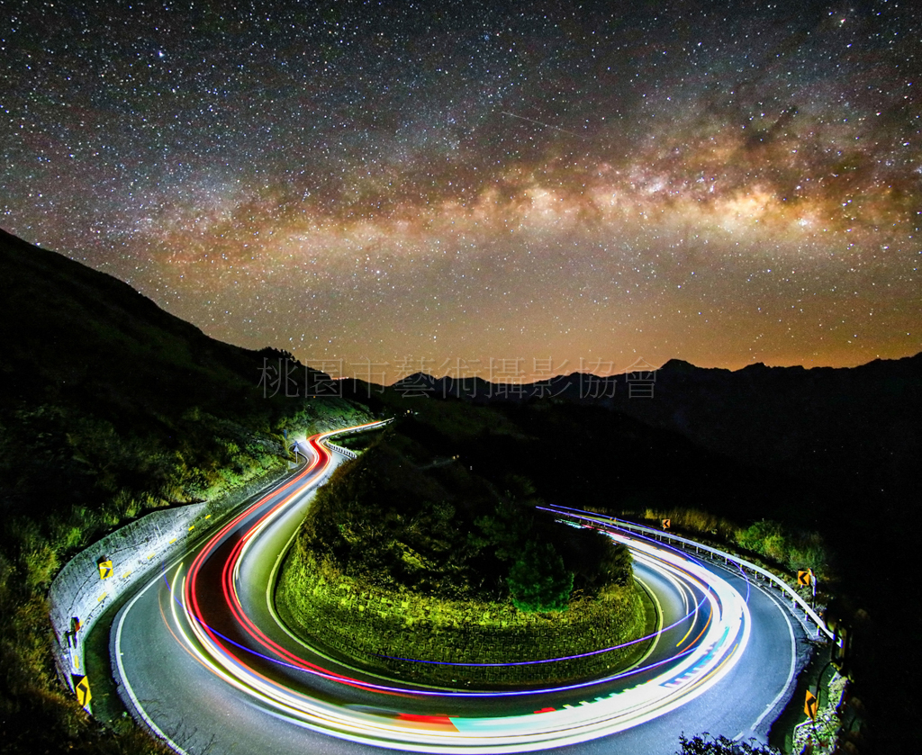 馬蹄灣夜色