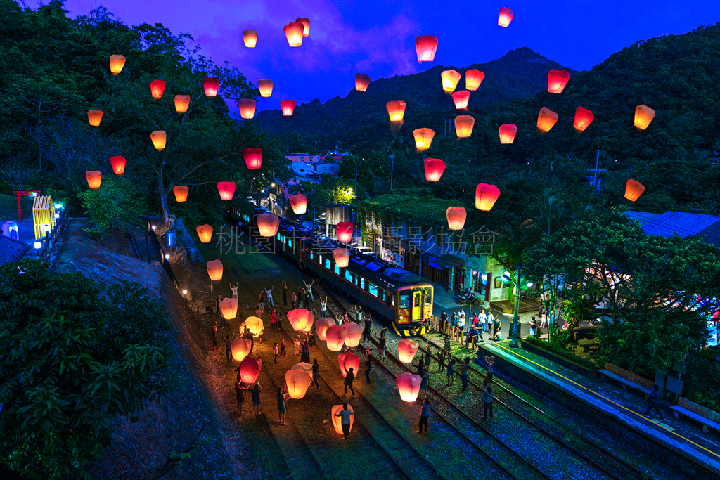 天燈
