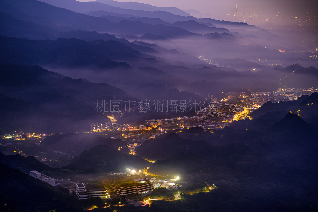 山中小城