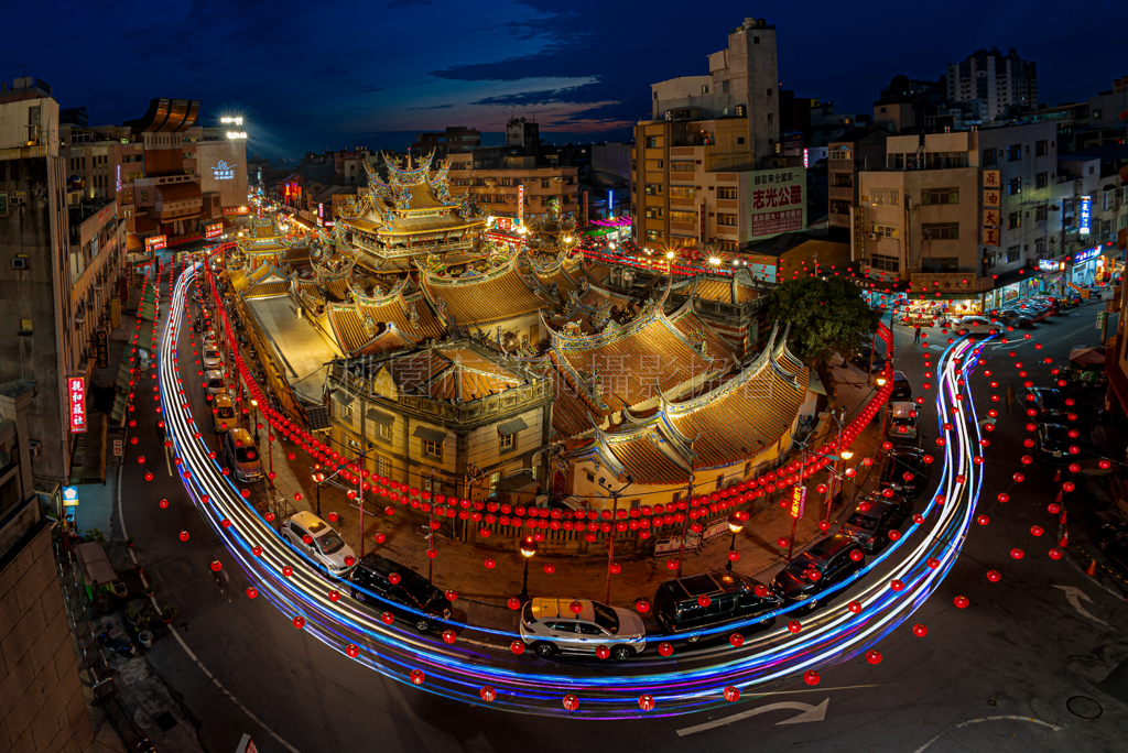 寺廟夜色
