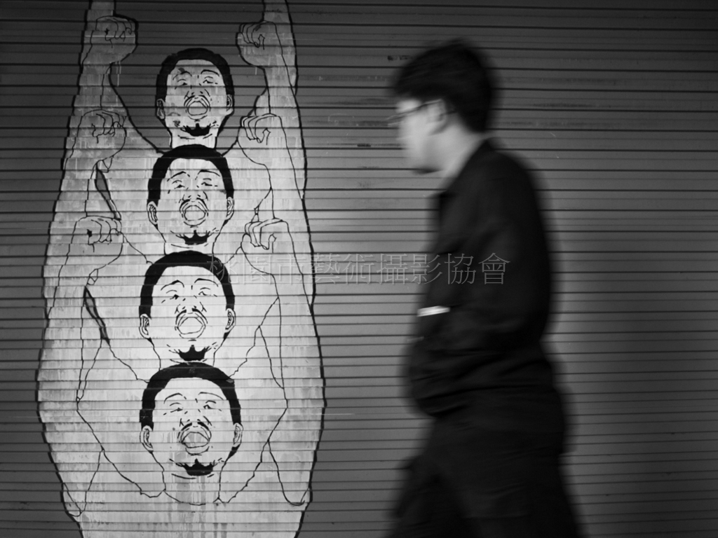 沈默以對喧鬧