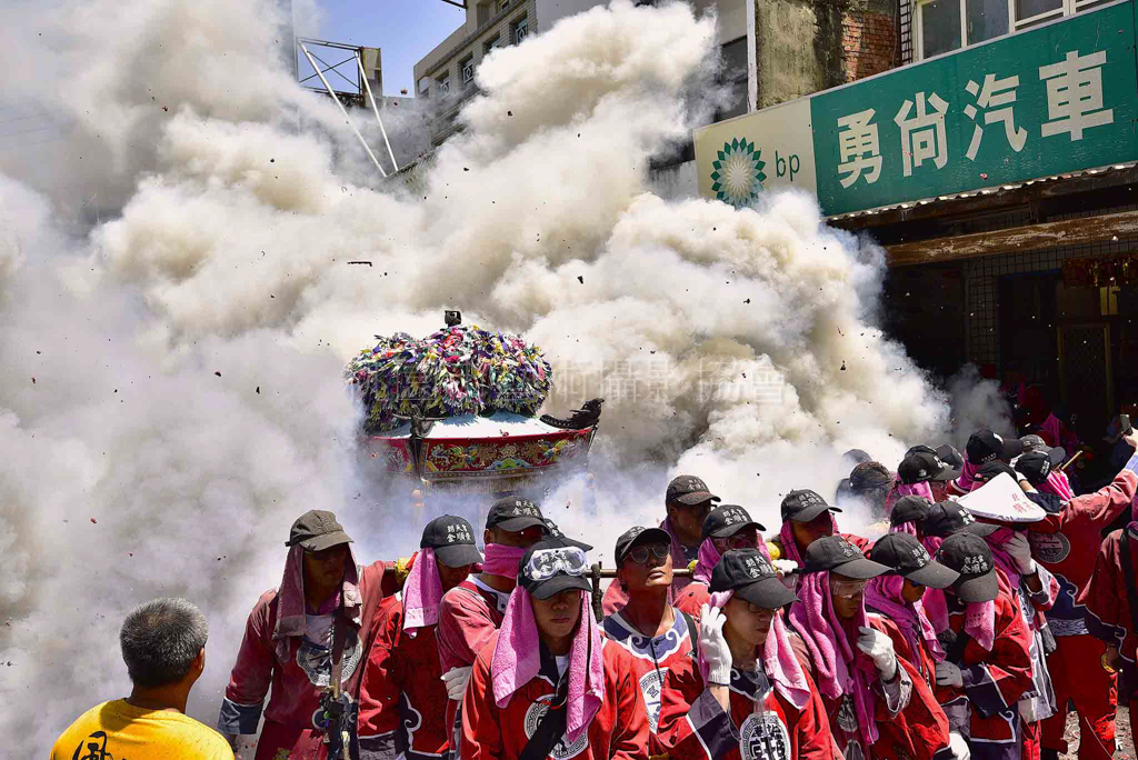 神明尚勇
