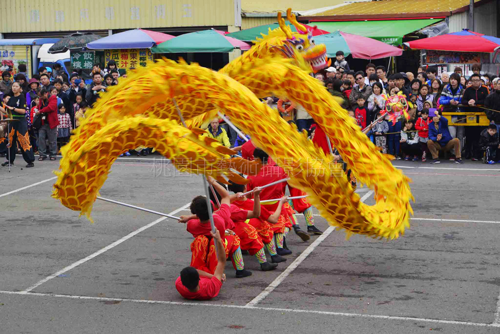 舞龍