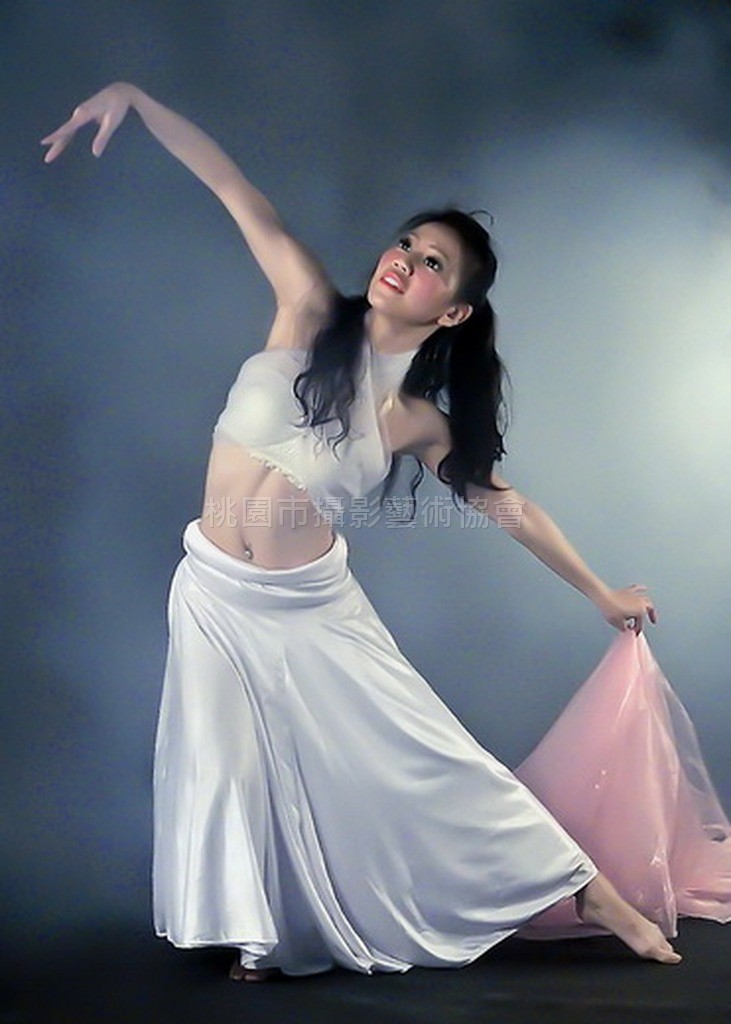 力與美