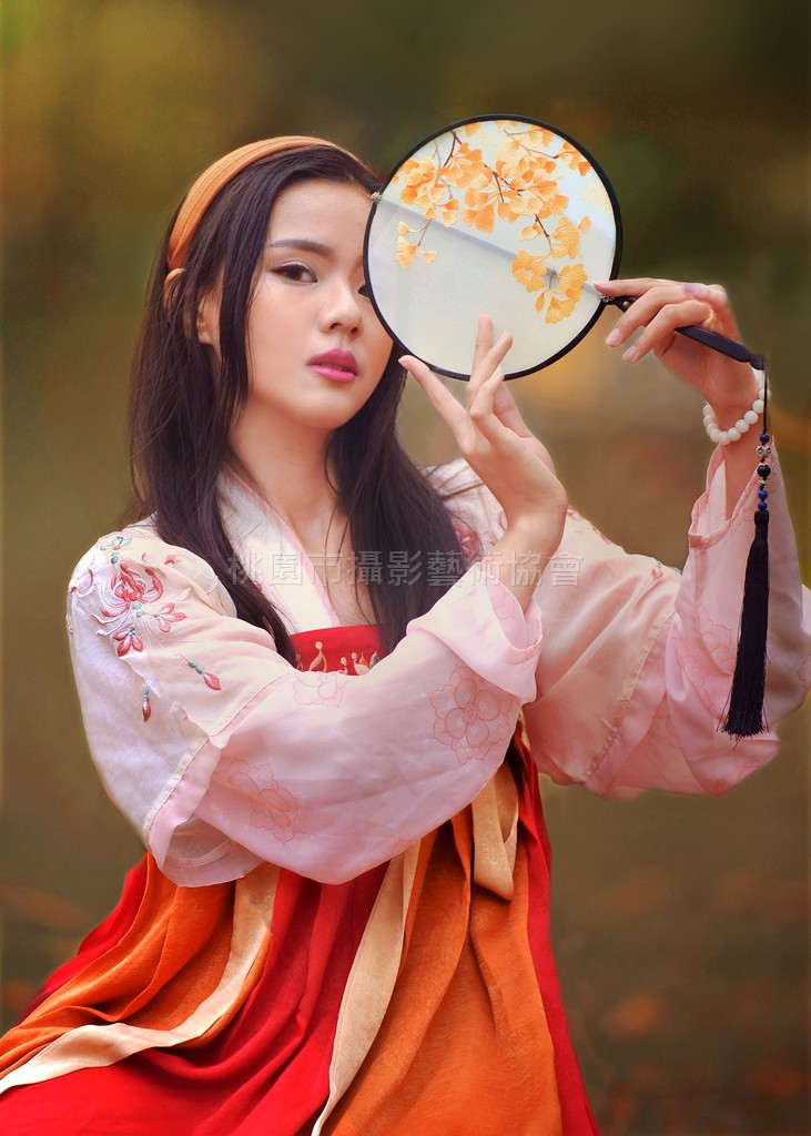 粉妝玉琢