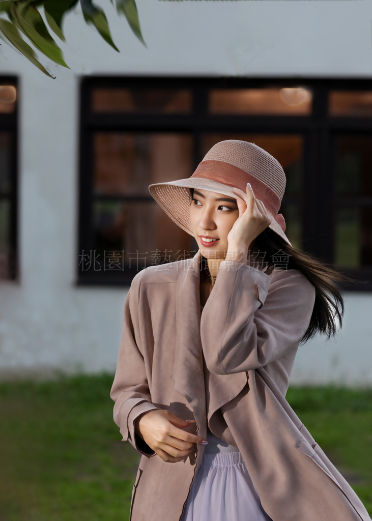 知性甜美