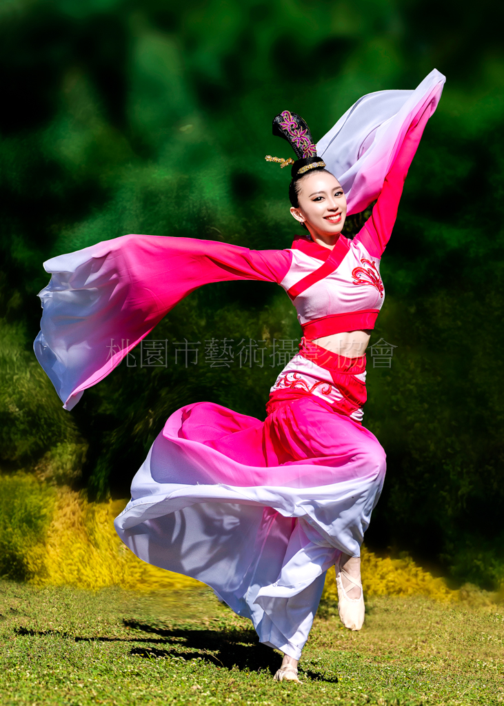 長袖飄飄