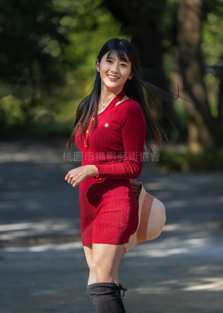 百媚千嬌