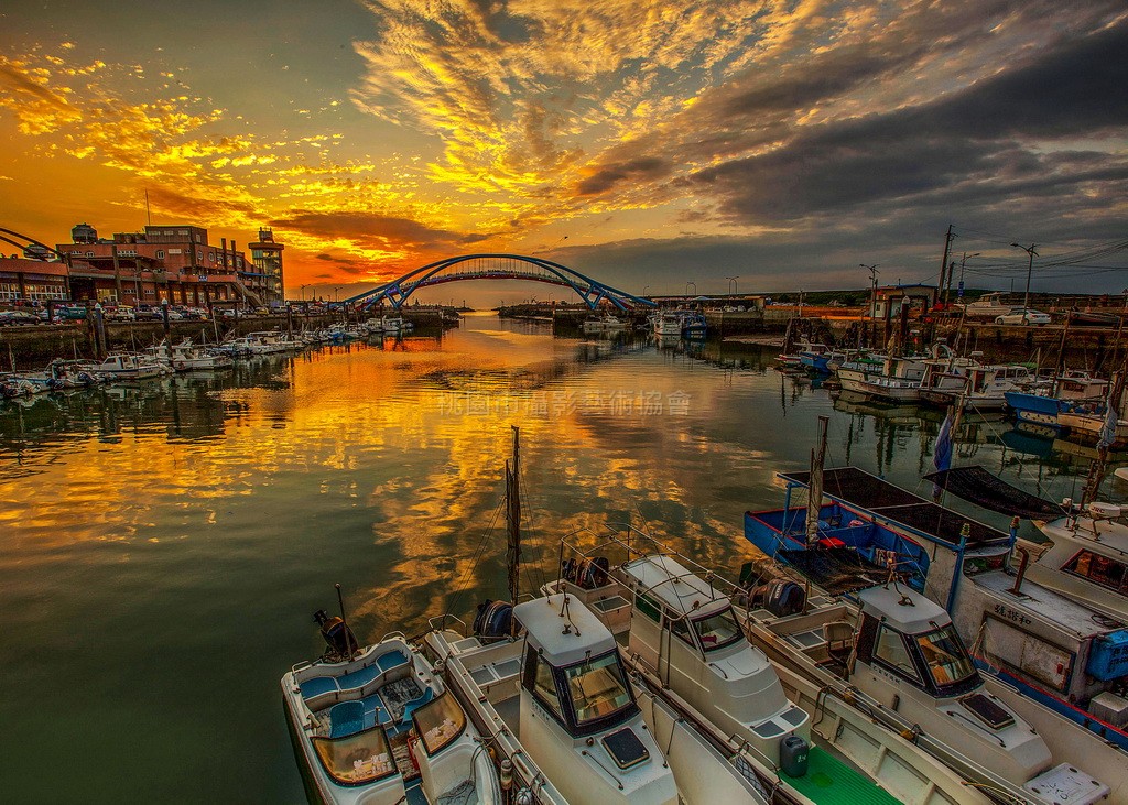 漁港夕彩