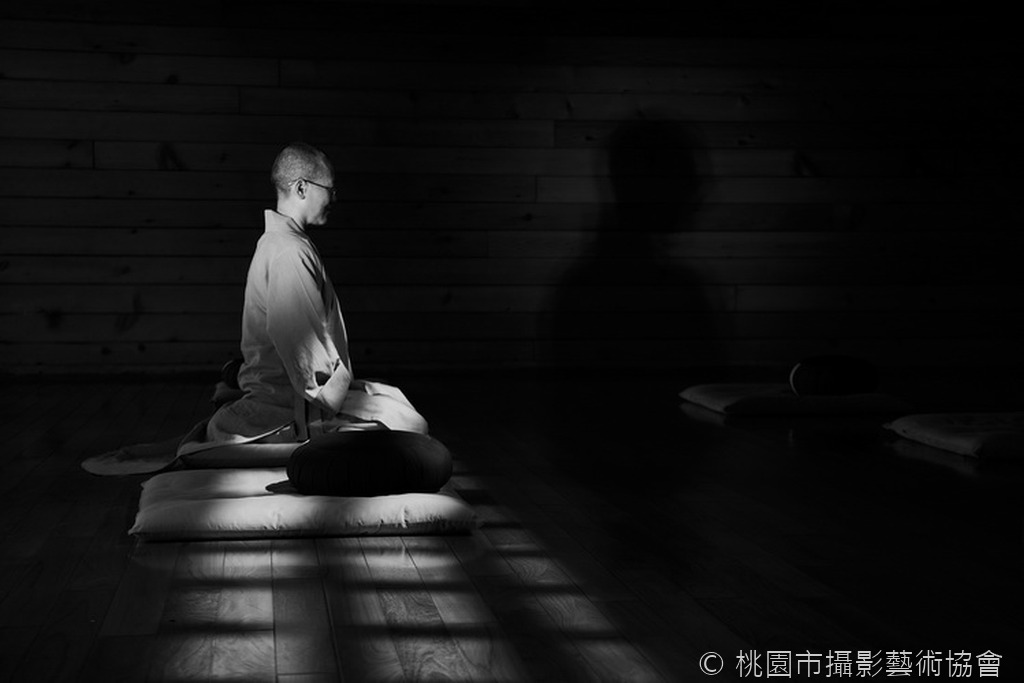 靜