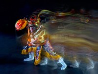 官將發威