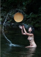 戲水
